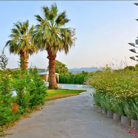 Oasis Villa Soroni