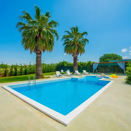 Oasis Villa *